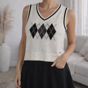 Hollister Preppy White Knit Cropped Y2K Argyle Sweater Vest Women’s XS